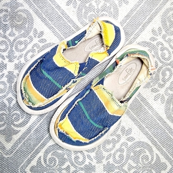 Sanuk Lil Donny Canvas Slip on Loafers Size 10 - Picture 3 of 16